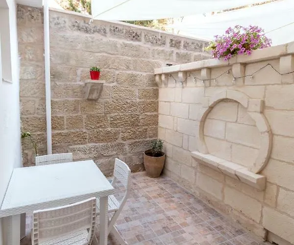 Palazzo Refolo 別荘 *