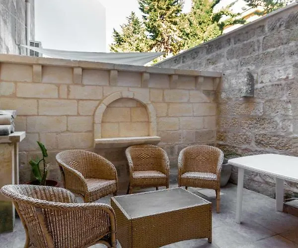 Palazzo Refolo 別荘 *